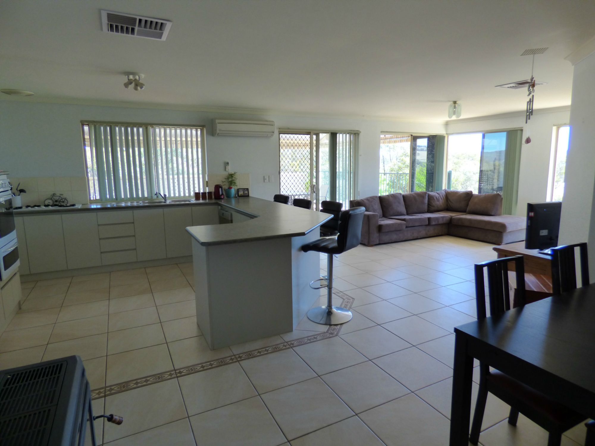 Tony Maddox Real Estate R E D U C E D T O S E L L